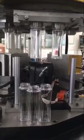 Machine de moulage par soufflage de plastique entièrement automatique à grande vitesse IBM Pctg Tritan Sk Bouteille d'eau de sport Machine de moulage par soufflage par injection plastique en une étape